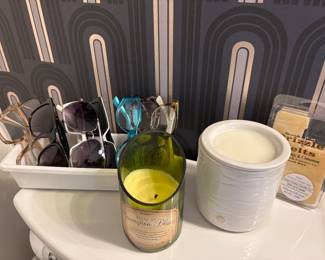 Glasses, candle, warmer