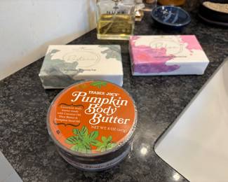 Soaps / body butter