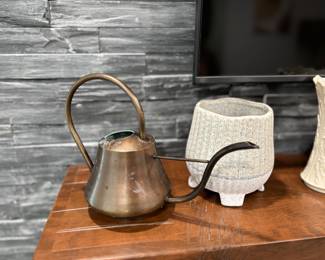 Cute watering can / planter
