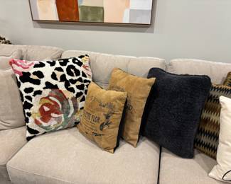 Accent pillows