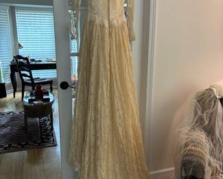 Wedding dress