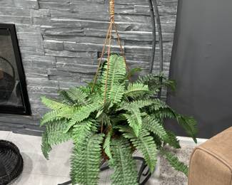Plant hanger