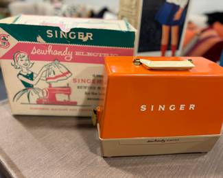 Vintage Singer sewhandy mini sewing machine