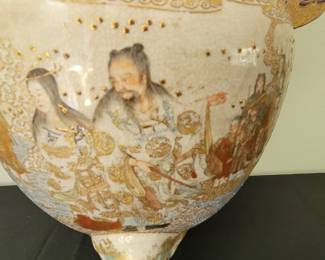 Large 19th century Satsuma Japanese incense Burner