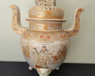 Large 19th century Satsuma Japanese incense Burner