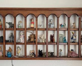 Vintage Miniature Decor display