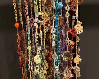 Tatted Necklaces Fall Glittery 