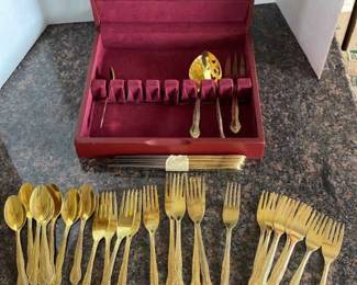 Gold Tone Eating Utensils