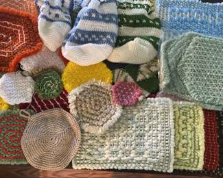 Vintage Crocheted Placemats, Doilies Totes