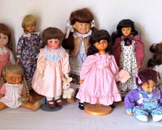 Robert Raikes Dolls Friends
