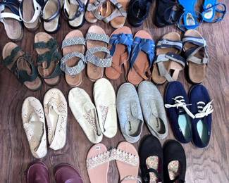 Womens Size 6.5 To 7 