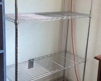 Medium Height, Heavy Duty Wire Rack