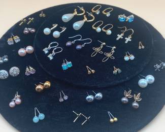 Chic Classy Earrings