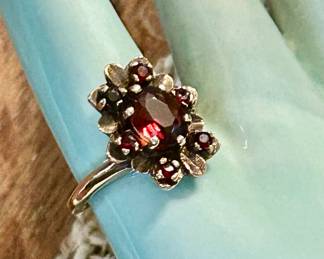 Garnet ring i 10k