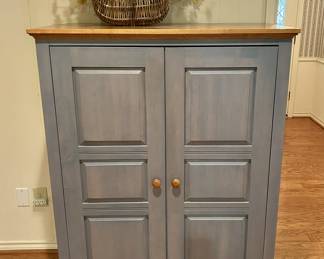 Nice Ethan Allen armoire