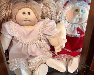 More vintage hand-signed Xavier Robert’s Cabbage Patch dolls