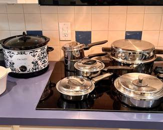 Nice selection of stainless cookware