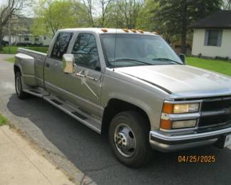 00 CHEVY 3500 RIGHT