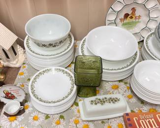 Set of Correl Dishes