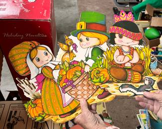 Paper Thanksgiving Scene