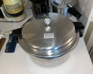Mirror-Matic Pressure Cooker