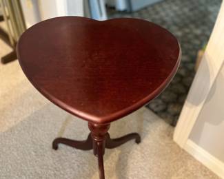 Sweet Heart- Shaped Occasional Table