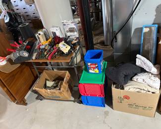 Tools
Blankets