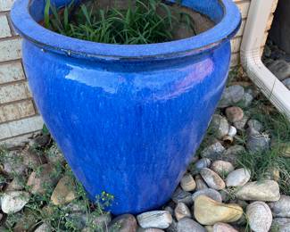 Several large Blue pots.