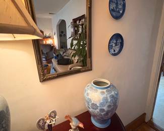Porcelain Vases & Decorative Mirrors