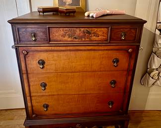 Antique Circa 1800 Berkey & Gay Bureau