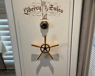 Liberty safe (5'x30'x26')
