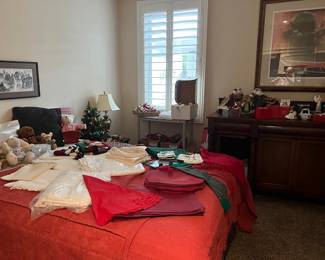 Collection of linens....Xmas