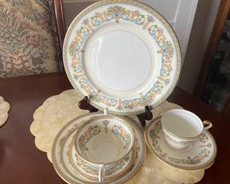 Ansley/Henley Pattern (11 dinner plates, 12 lunch plates,11 bread & butter plates & 12 cups & saucers, 5 soup bowls & there liners, )