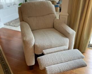 Recliner Open, Electric Operated