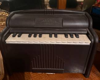 Magnus Organ - Works!