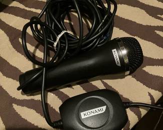 Microphone. 3 available