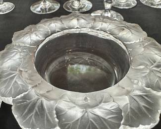 Lalique Honfleur Geranium Bowl