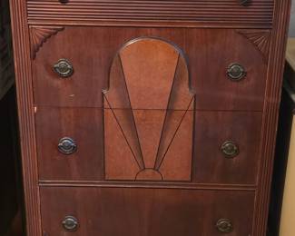 Art deco chest of drawers