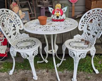 Cast iron patio set