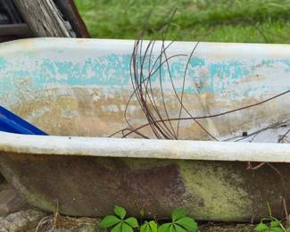 Cast Iron bath tub