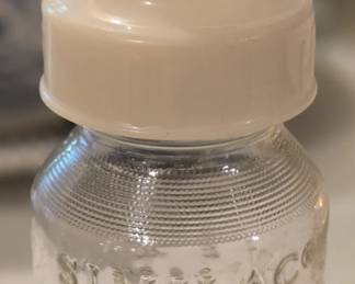 Glass baby bottle