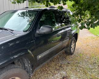 2004,   139,000 miles,  AC works great,  This is the second owner. Clean, never smoked in.! The oil is like Golden Honey.!!