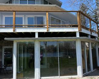 Glass deck railing all $450