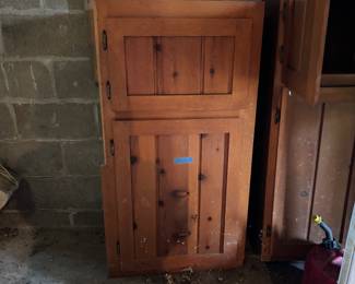 Two small cabinets $30 each