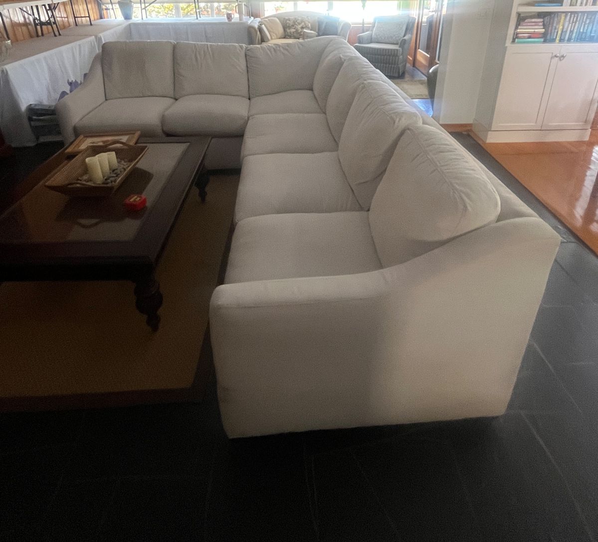 White Braxton Culler L-Shaped sectional sofa, 9.5‘ x 7.5‘