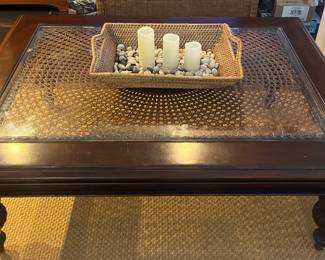 Coffee table 4‘ x 3‘ x 18”
