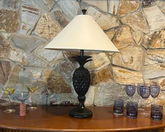 Pineapple table lamp