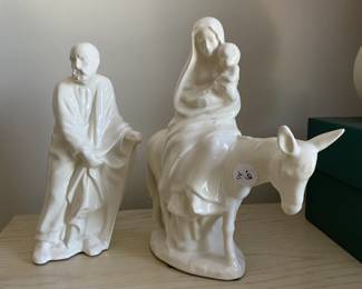R78 - $6. Ceramic Decor.