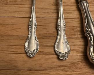 J13 - $1850. Northumbria Sterling Flatware. Service for 8 PLUS Serving Pieces. In beauiful Mahogany Case.