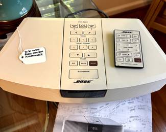 R50 - $40. Bose Wave Radio AM/FM Alarm Clock with Remote. NO CD player!